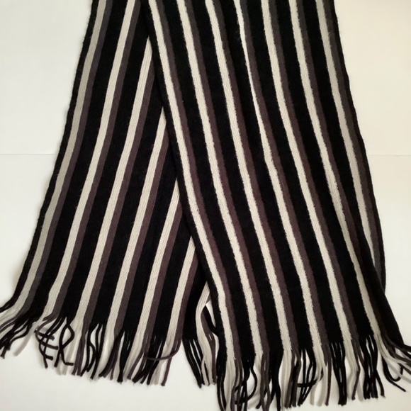 Black & Grey Striped Winter Scarf - Picture 3 of 4
